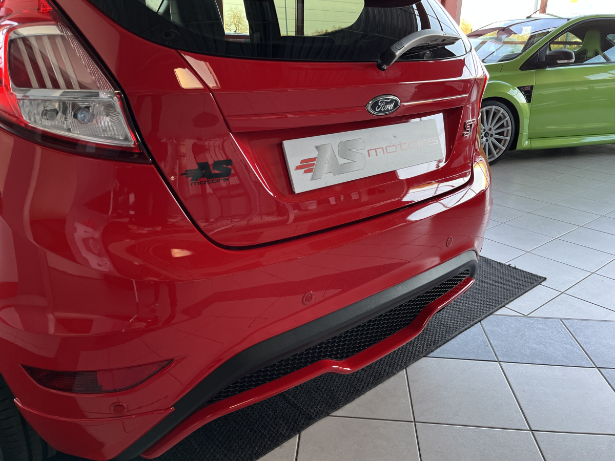 FORD FIESTA ST 1,6 182 PACK PERF GPS REGULATEUR KEYLESS SONY PACK HIVER BLUETOOTH EXCELLENT ETAT