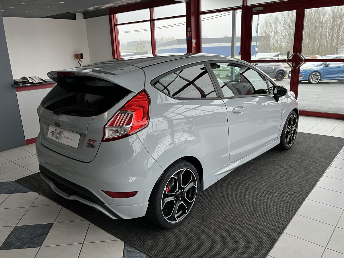 FORD FIESTA ST 1,6 200 EDITION LIMITED PACK PERF GPS SONY BLUETOOTH RECARO PACK HIVER EXCELLENT ETAT