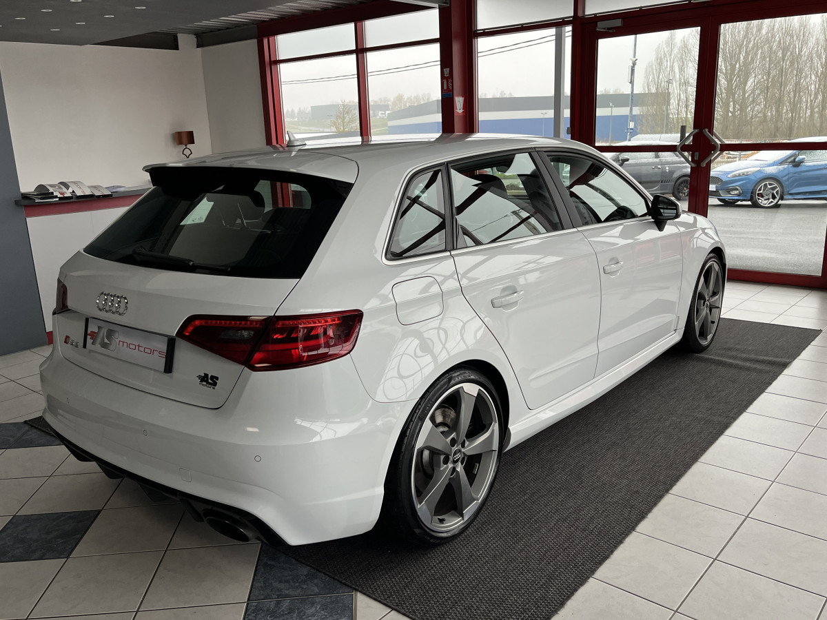 AUDI RS3 SPORTBACK 2,5 TFSI 367 S-TRONIC 7 QUATTRO GPS FULL LED  ECHAPPEMENT RS REGULATEUR ADAPTATIF JANTES ROTOR AUDI DRIVE SELECT EXCELLENT ETAT