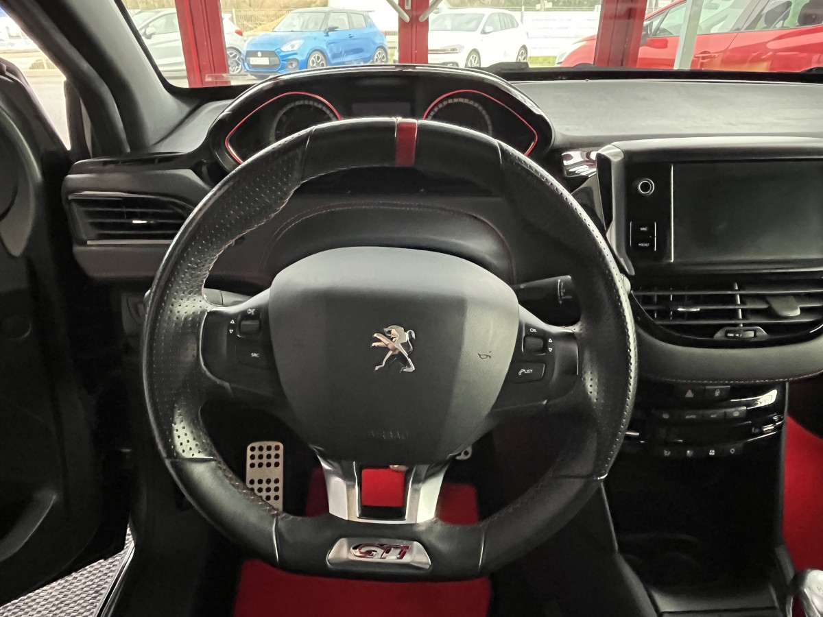 PEUGEOT 208 GTI BPS 1,6 THP 208 GPS CAMERA RECARO ECHAPPEMENT SCORPION REGULATEUR  BLUETOOTH HIFI FOCAL EDITION LIMITED EXCELENT ETAT