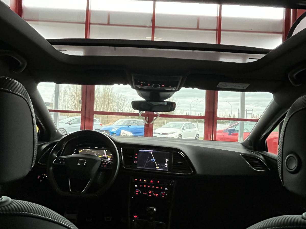 SEAT LEON CUPRA 2,0 TSI 300 TOIT PANORAMIQUE GPS CAMERA ACC DCC FULL LED KEYLESS APPLE CARPLAY ETAT NEUF