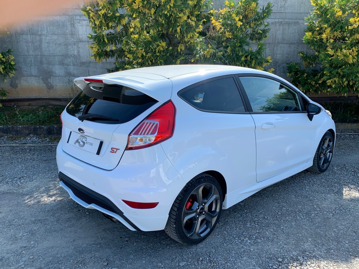 FIESTA ST 1,6 TURBO 182 PACK PERFORMANCE