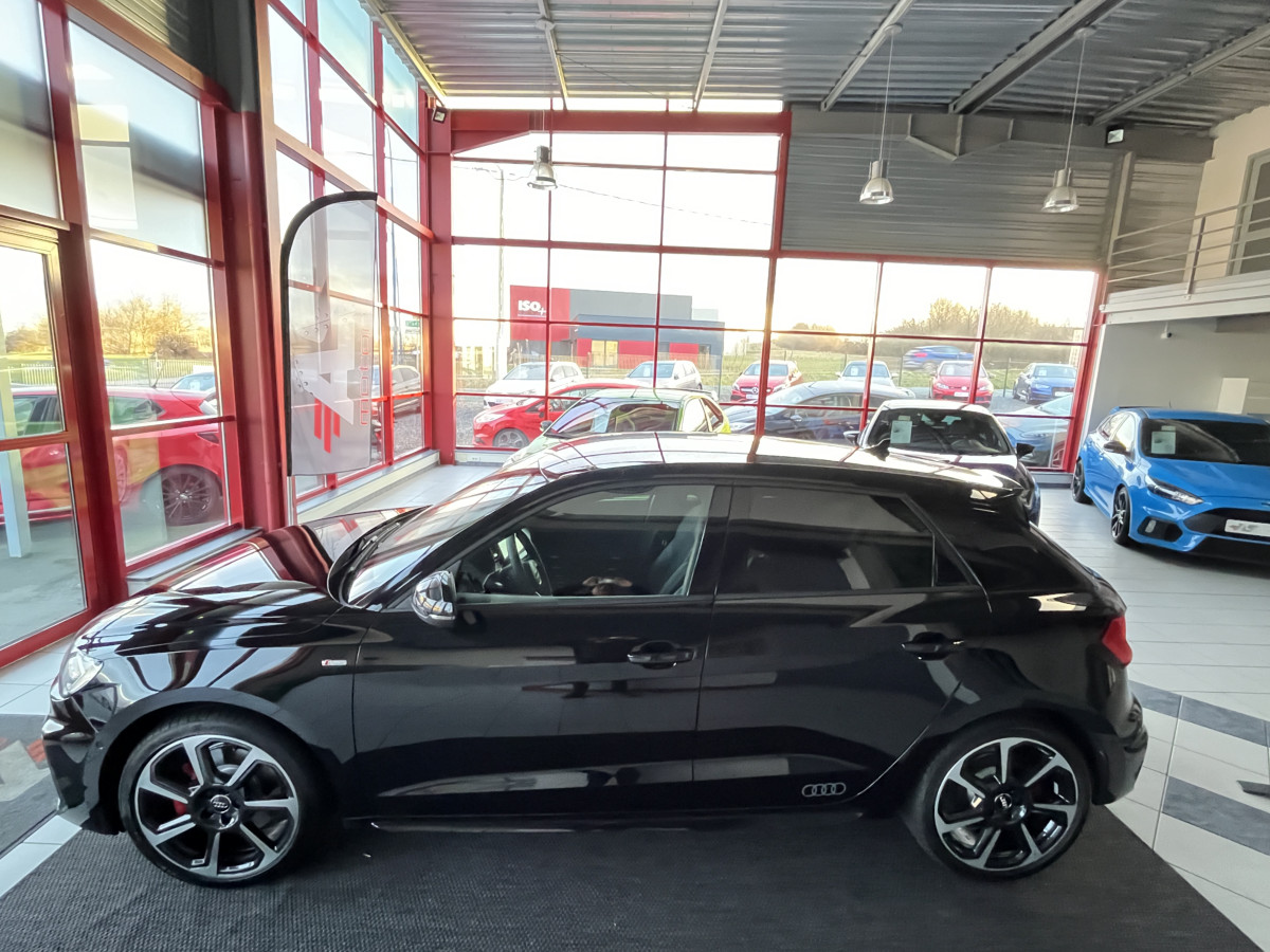 AUDI A1 SPORTBACK  40 TFSI 200  FULL S-LINE S-TRONIC6 APPLE CARPLAY FULL LED  ACC DRIVE SELECT DIGITAL COCKPIT PARKPILOT  ETAT NEUF