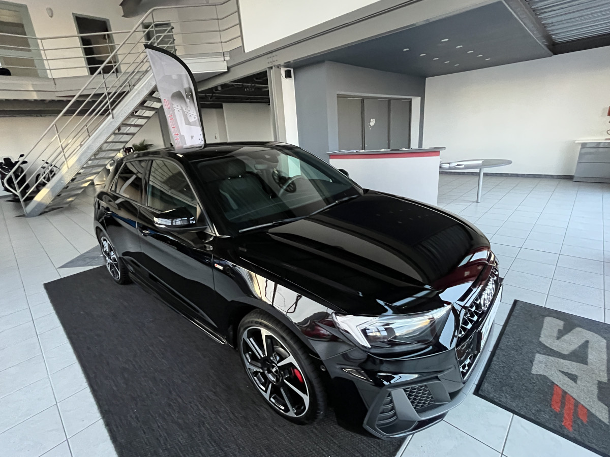 AUDI A1 SPORTBACK  40 TFSI 200  FULL S-LINE S-TRONIC6 APPLE CARPLAY FULL LED  ACC DRIVE SELECT DIGITAL COCKPIT PARKPILOT  ETAT NEUF