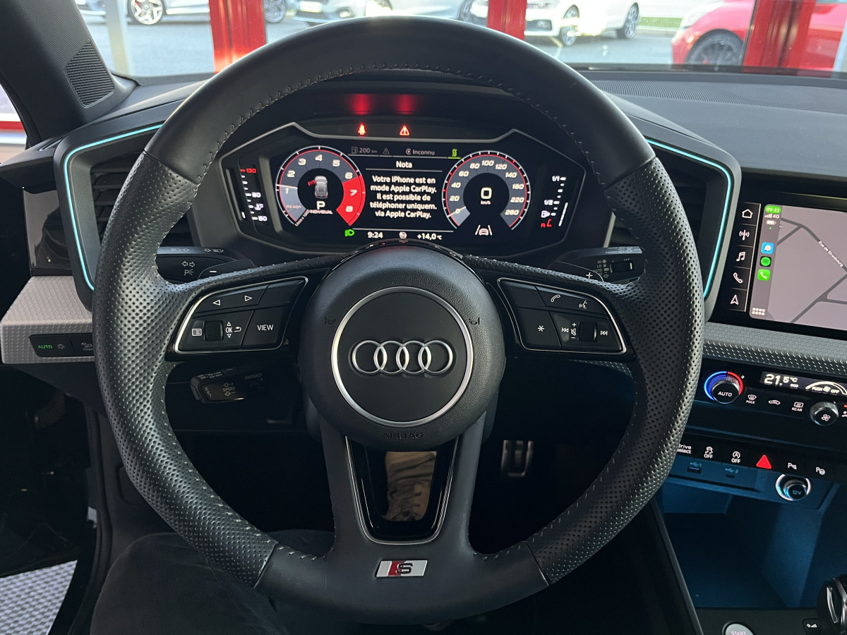 AUDI A1 SPORTBACK  40 TFSI 200  FULL S-LINE S-TRONIC6 APPLE CARPLAY FULL LED  ACC DRIVE SELECT DIGITAL COCKPIT PARKPILOT  ETAT NEUF