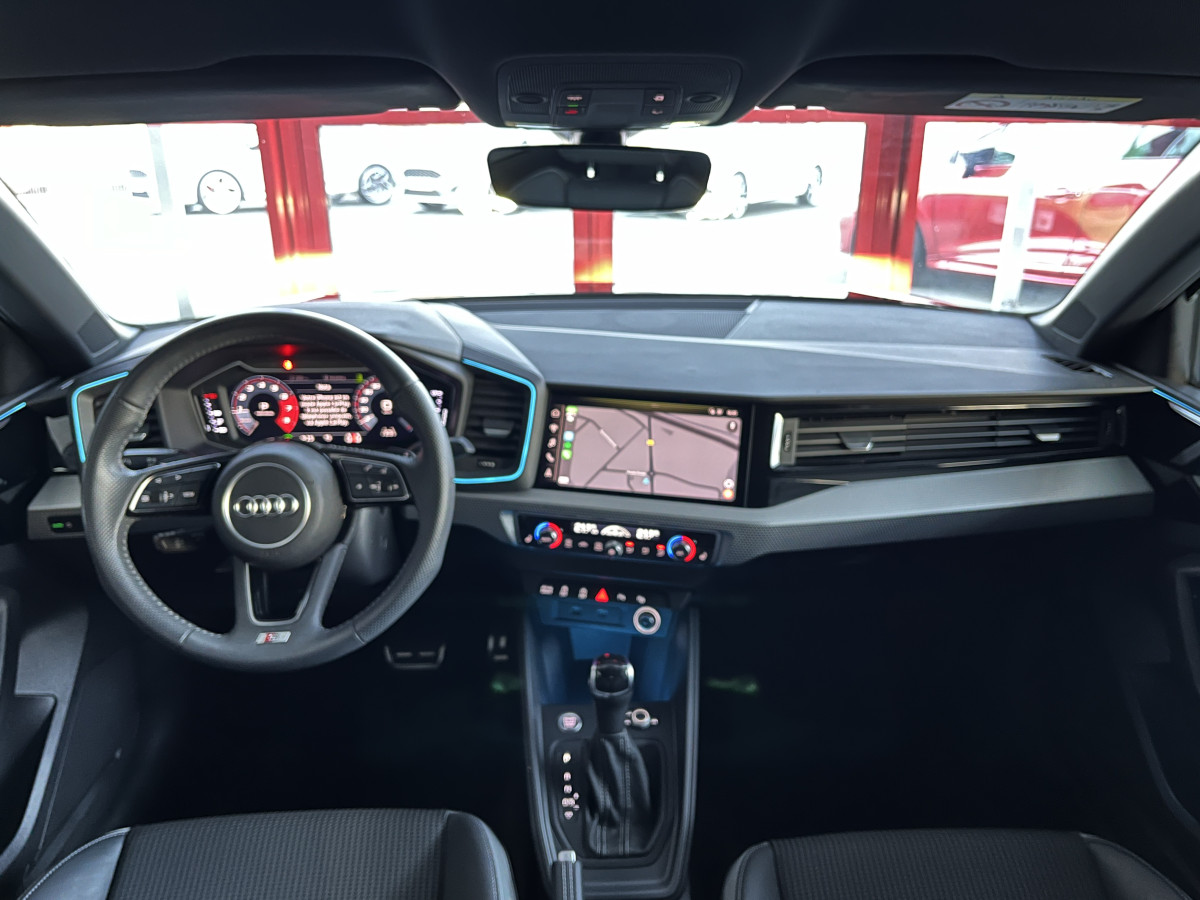 AUDI A1 SPORTBACK  40 TFSI 200  FULL S-LINE S-TRONIC6 APPLE CARPLAY FULL LED  ACC DRIVE SELECT DIGITAL COCKPIT PARKPILOT  ETAT NEUF