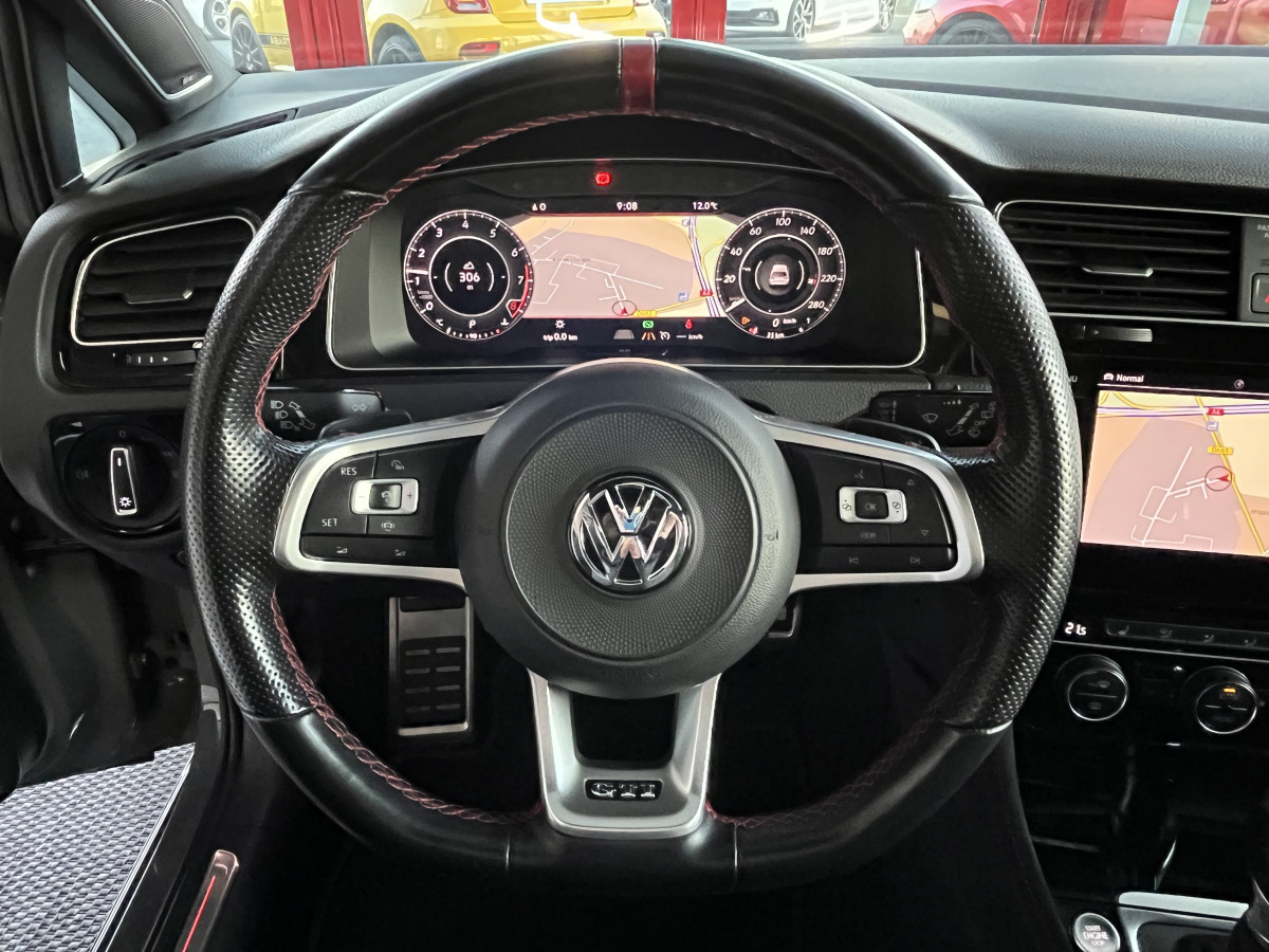 VOLKSWAGEN GOLF 7 TCR 2,0 TSI 290 DSG7 TOIT PANO GPS APPLE CARPLAY CAMERA ACC DCC DIGITAL COCKPIT  KEYLESS FULL LED HIFI DYNAUDIO   ETAT NEUF