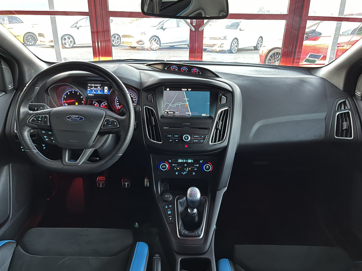 FORD FOCUS RS 2,3 350 4X4 BLUE AND BLACK EDITION PERFORMANCE GPS CAMERA  APPLE CAR PLAY HIFI SONY KEYLESS REGULATEUR FEUX BI-XENON EXCELLENT ETAT