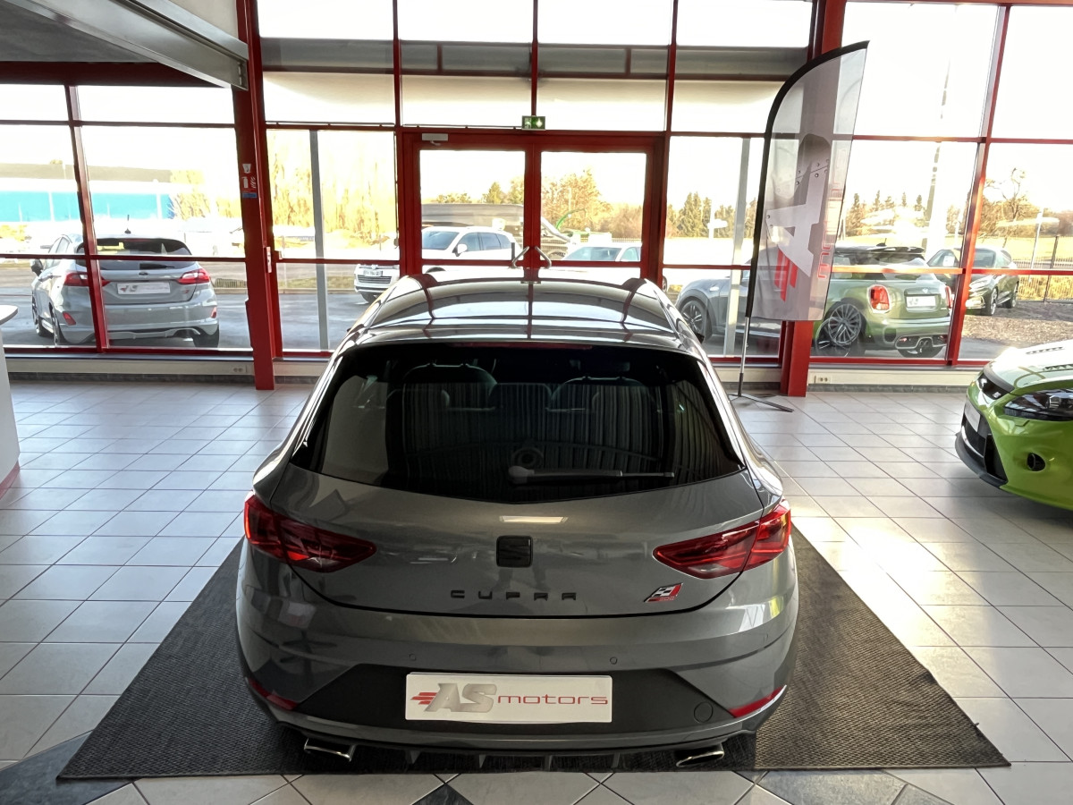 SEAT LEON CUPRA 2,0 TSI 300 DSG6 GPS ACC DCC APPLE CARPLAY  FULL LED DIGITAL COCKPIT  ETAT NEUF