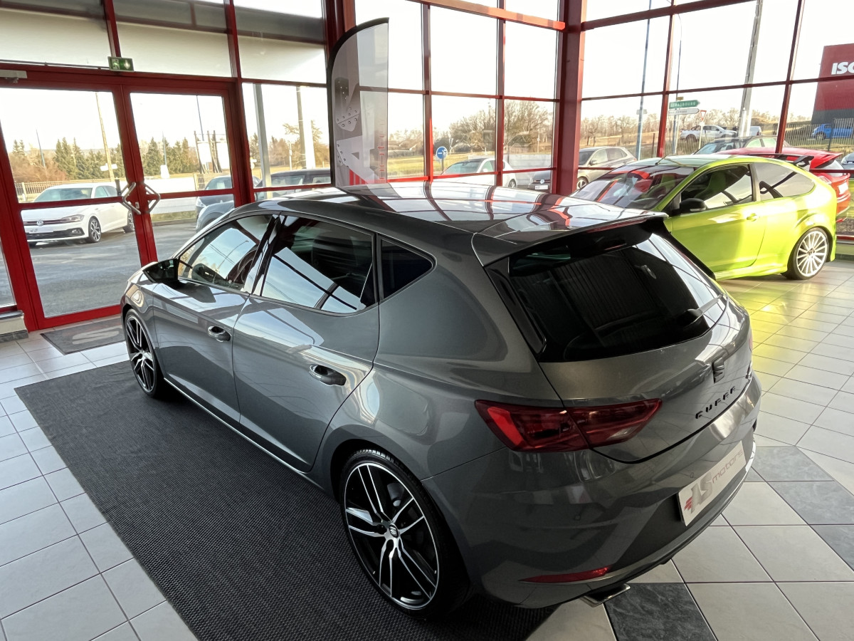 SEAT LEON CUPRA 2,0 TSI 300 DSG6 GPS ACC DCC APPLE CARPLAY  FULL LED DIGITAL COCKPIT  ETAT NEUF