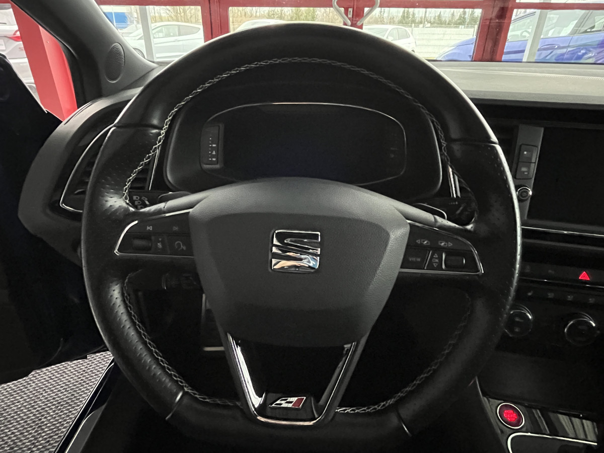 SEAT LEON CUPRA 2,0 TSI 300 DSG6 GPS DCC ACC PARK PILOT SEAT SOUND  FULL LED KEYESS DIGITAL COCKPIT EXCELLENT ETAT