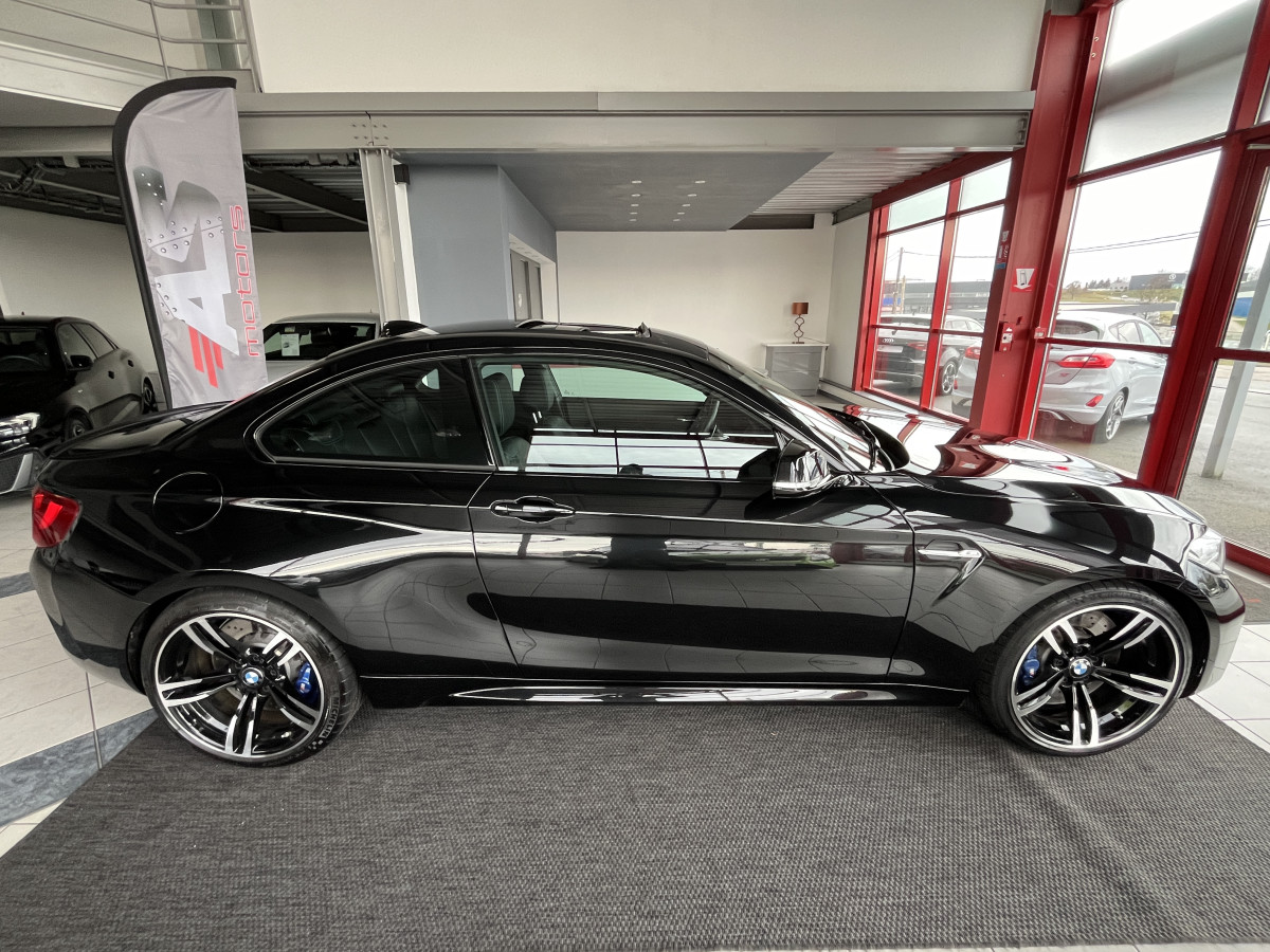 BMW M2 COUPE 3,0 370 DKG7 TOIT PANO OUVRANT  GPS CAMERA KEYLESS  BI-XENON FULL CUIR CARBON PAS DE MALUS EXCELLENT ETAT