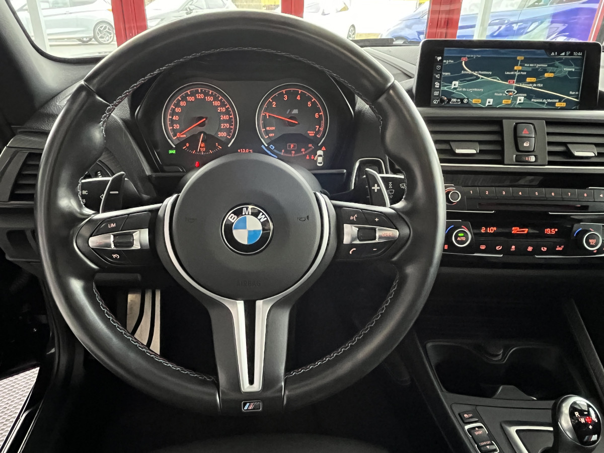 BMW M2 COUPE 3,0 370 DKG7 TOIT PANO OUVRANT  GPS CAMERA KEYLESS  BI-XENON FULL CUIR CARBON PAS DE MALUS EXCELLENT ETAT