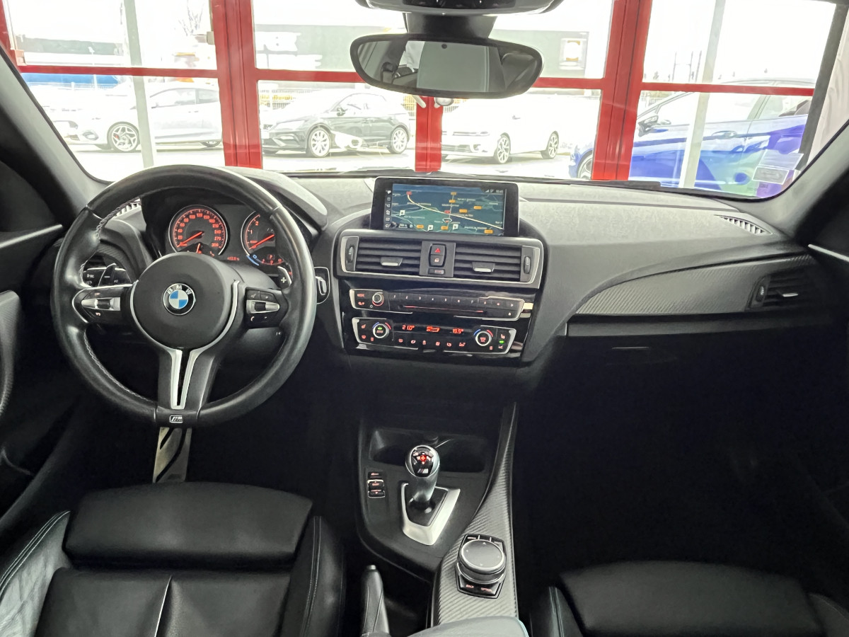 BMW M2 COUPE 3,0 370 DKG7 TOIT PANO OUVRANT  GPS CAMERA KEYLESS  BI-XENON FULL CUIR CARBON PAS DE MALUS EXCELLENT ETAT