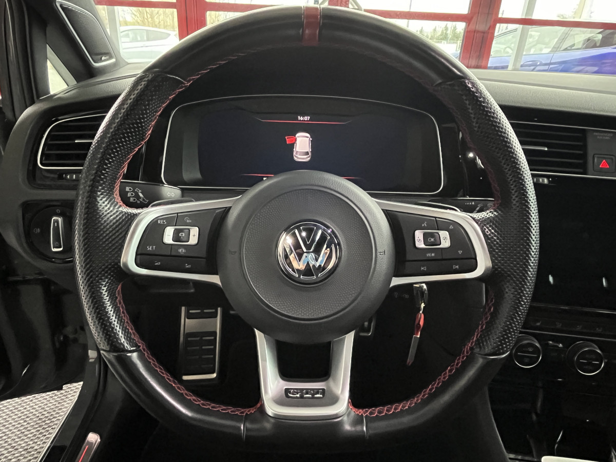 VOLKSWAGEN GOLF  7 TCR  2,0 TSI 290 DSG7  GPS CAMERA DMS ACC FULL LED DYNAUDIO  DIGITAL COCKPIT APPLE CARPLAY ETAT NEUF