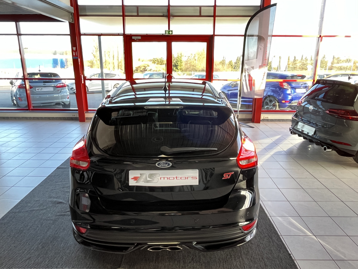 FORD FOCUS ST 2,0 250 PACK PERFORMANCE GPS  SONY  RECARO PACK HIVER BLUETOOTH BI-XENON FULL BLACK   EXCELLENT ETAT