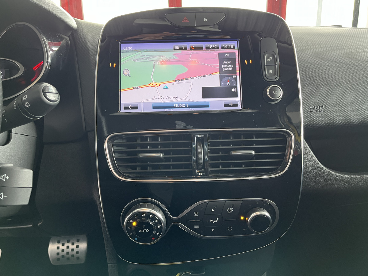 RENAULT CLIO RS TROPHY 1,6 220 EDC GPS HIFI BOSE ECHAPPEMENT BASTUCK  REGULATEUR RS DRIVE EXCELLENT ETAT