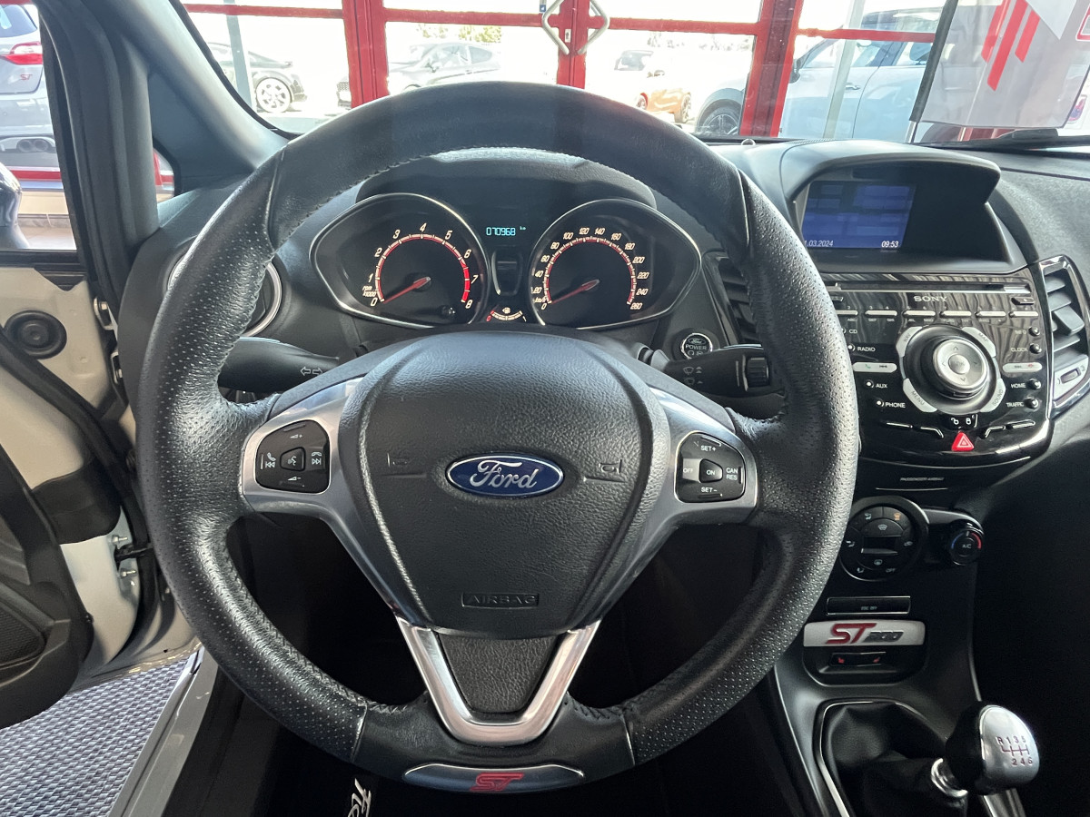 FORD FIESTA ST 1,6 200 EDITION LIMITED PACK PERF GPS CAMERA KEYLESS  REGULATEUR SONY BLUETOOTH EXCELLENT ETAT