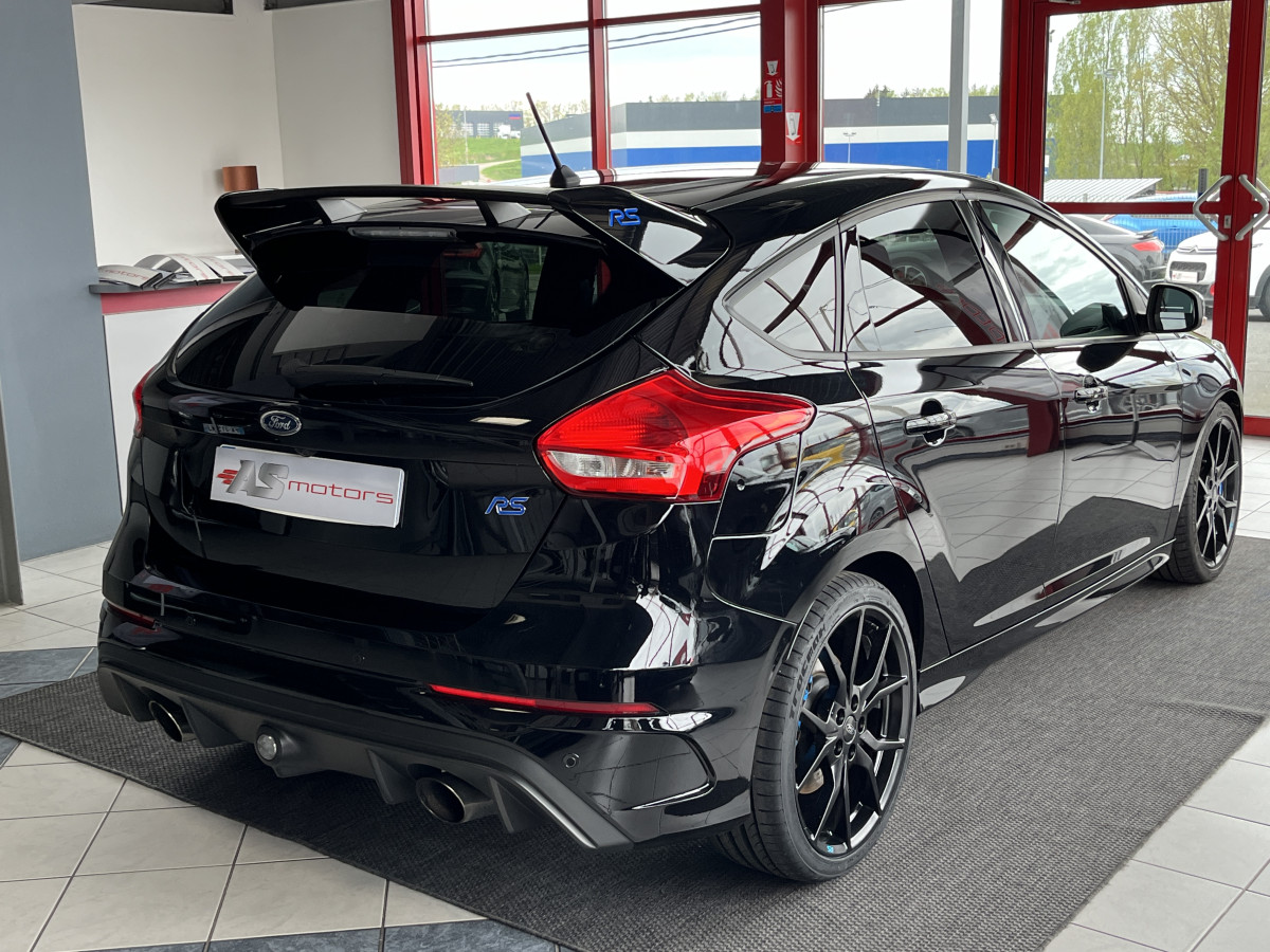 FORD FOCUS RS 2,3 350 4X4  GPS  CAMERA APPLE CARPLAY HIFI SONY KEYLESS  RECARO REGULATEUR LIMITEUR  FEUX BI-XENON PACK HIVER  EXCELLENT ETAT