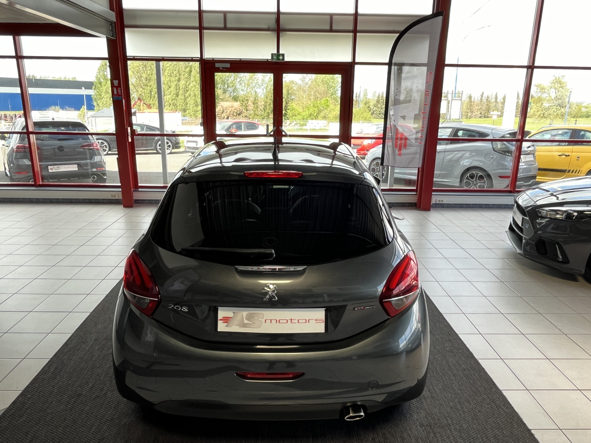 PEUGEOT 208 1,2 GT-LINE 110 TOIT PANORAMIQUE GPS REGULATEUR LIMITEUR BLUETOOTH  EXCELLENT ETAT