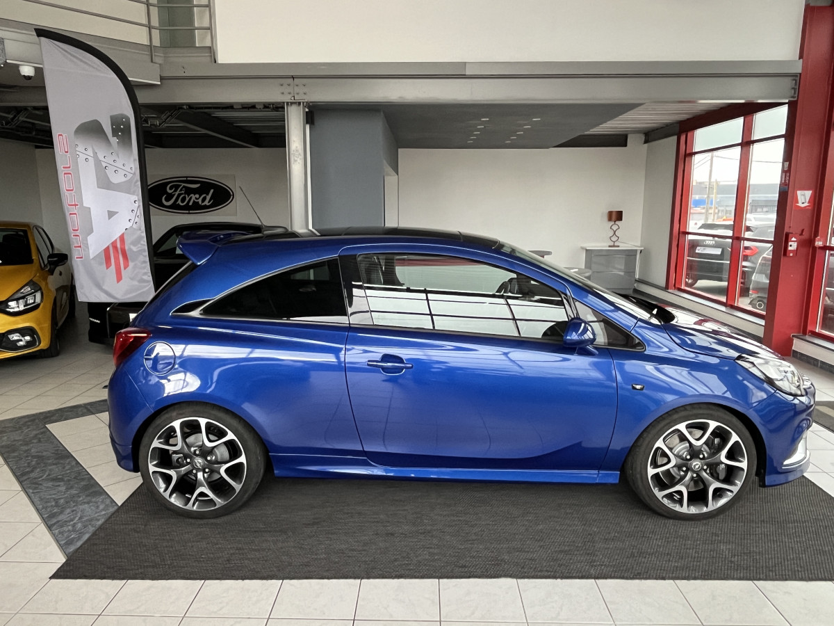 OPEL CORSA OPC 1,6 207 PACK PERFORMANCE TOIT PANORAMIQUE GPS ANDROID  REGULATEUR LIMITEUR  SIEGES RECARO FREIN BREMBO EXCELLENT ETAT