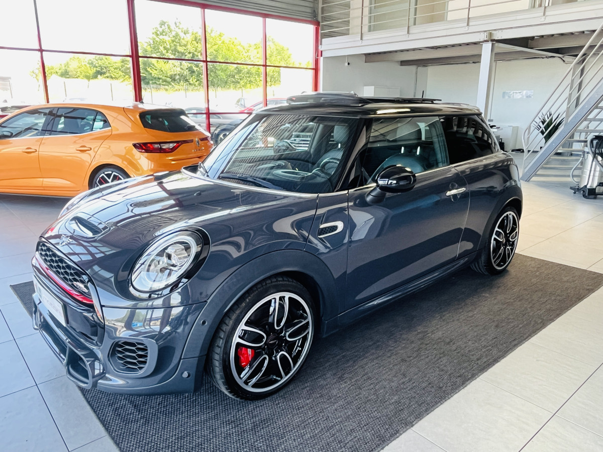 MINI COOPER JOHN COOPER WORKS 2,0 231 BVA8  GPS CAMERA TOIT PANO KEYLESS BLUETOOTH APPLE CARPLAY REGULATEUR LIMITEUR FEUX FULL HIFI HARMAN KARDON AFFICHAGE TETE HAUTE LED FULL OPTIONS