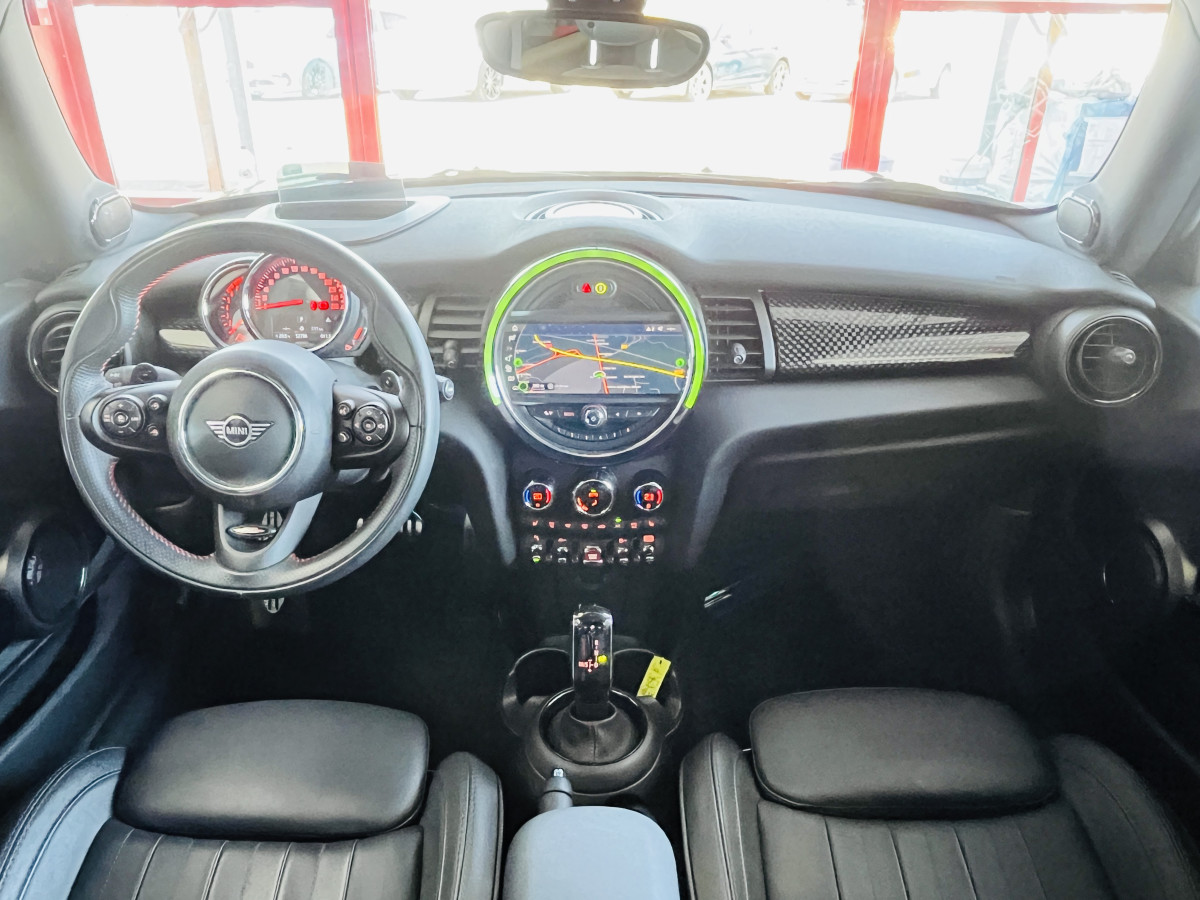 MINI COOPER JOHN COOPER WORKS 2,0 231 BVA8  GPS CAMERA TOIT PANO KEYLESS BLUETOOTH APPLE CARPLAY REGULATEUR LIMITEUR FEUX FULL HIFI HARMAN KARDON AFFICHAGE TETE HAUTE LED FULL OPTIONS
