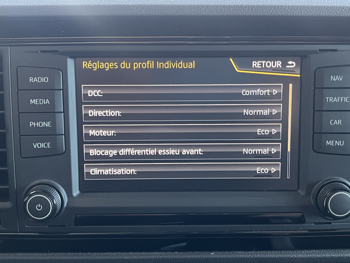 SEAT LEON SC 2,0 TSI CUPRA 290 DSG6 GPS FULL LED REGULATEUR DCC SEAT SOUND BLUETOOTH PARK ASSIST EXCELLENT ETAT