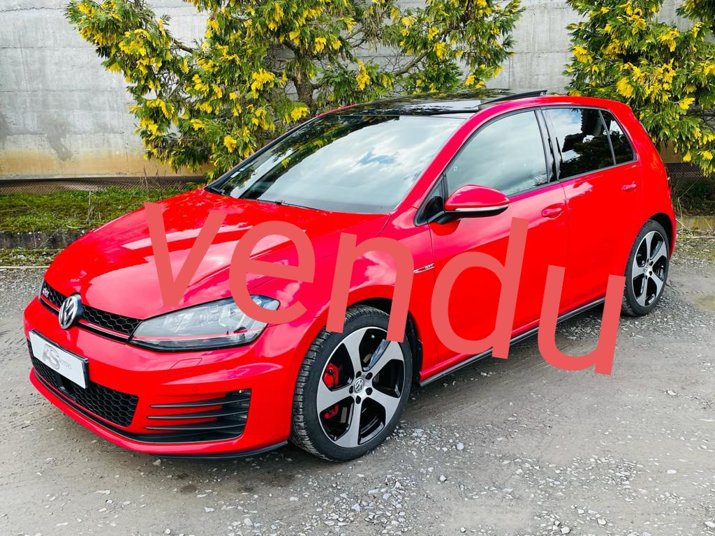 VOLKSWAGEN Golf 7 GTi 230 Performance DCC Front Assist Toit Panoramique