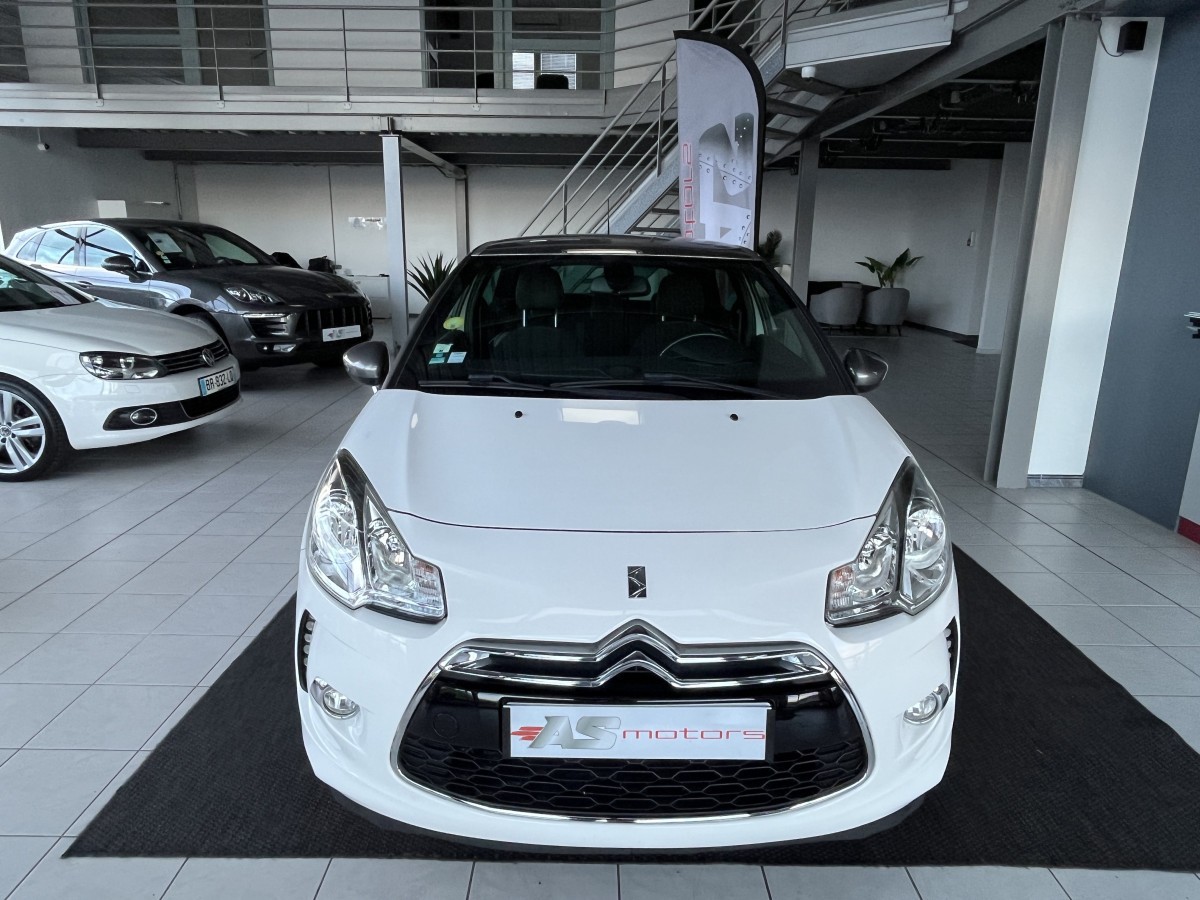 CITROEN DS3 1,6 HDI 115 TYPE SPORT CHIC GPS REGULATEUR LIMITEUR FEUX HALOGENE BLUETOOTH HIFI SYSTEM TRES BON ETAT