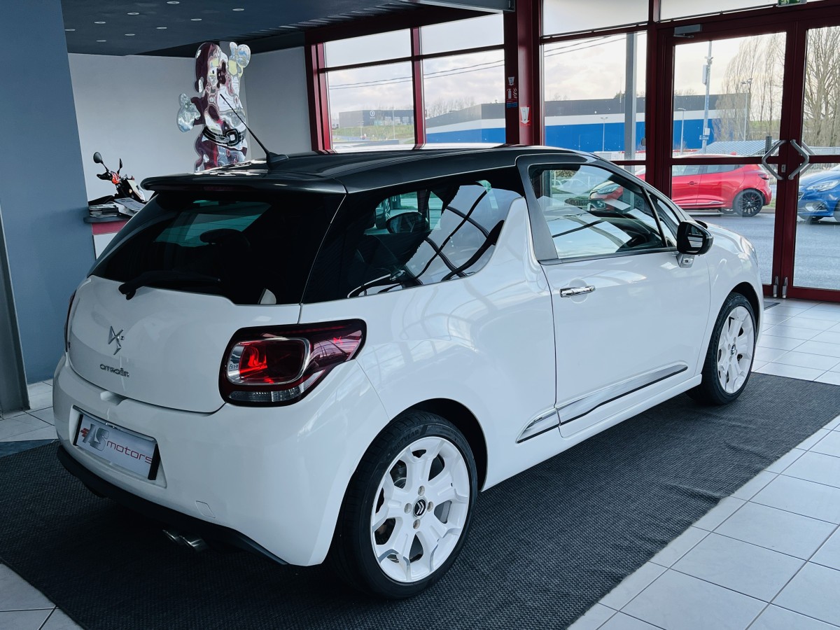 CITROEN DS3 1,6 HDI 115 TYPE SPORT CHIC GPS REGULATEUR LIMITEUR FEUX HALOGENE BLUETOOTH HIFI SYSTEM TRES BON ETAT