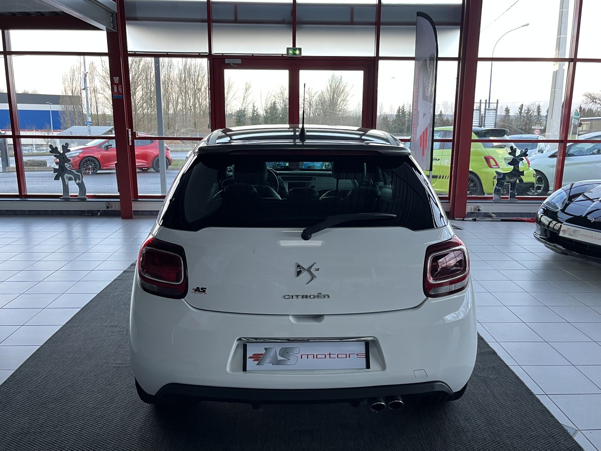 CITROEN DS3 1,6 HDI 115 TYPE SPORT CHIC GPS REGULATEUR LIMITEUR FEUX HALOGENE BLUETOOTH HIFI SYSTEM TRES BON ETAT