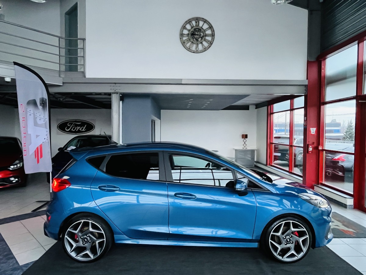 FORD FIESTA 1,5 200 LAUNCH CONTROL GPS CAMERA FULL LED REGULATEUR LIMITEUR  CARPLAY PACK HIVER HIFI B&O KEYLESS EXCELLENT ETAT