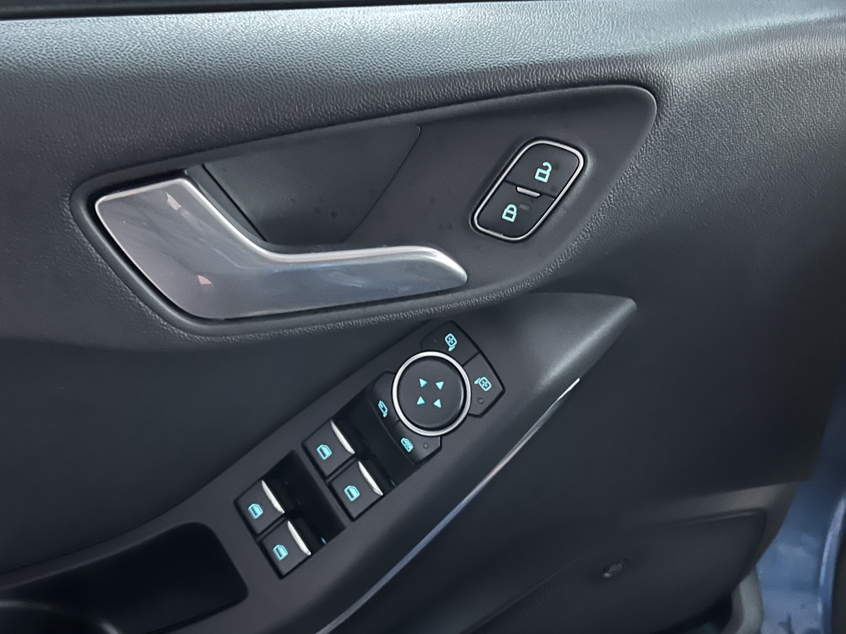 FORD FIESTA 1,5 200 LAUNCH CONTROL GPS CAMERA FULL LED REGULATEUR LIMITEUR  CARPLAY PACK HIVER HIFI B&O KEYLESS EXCELLENT ETAT