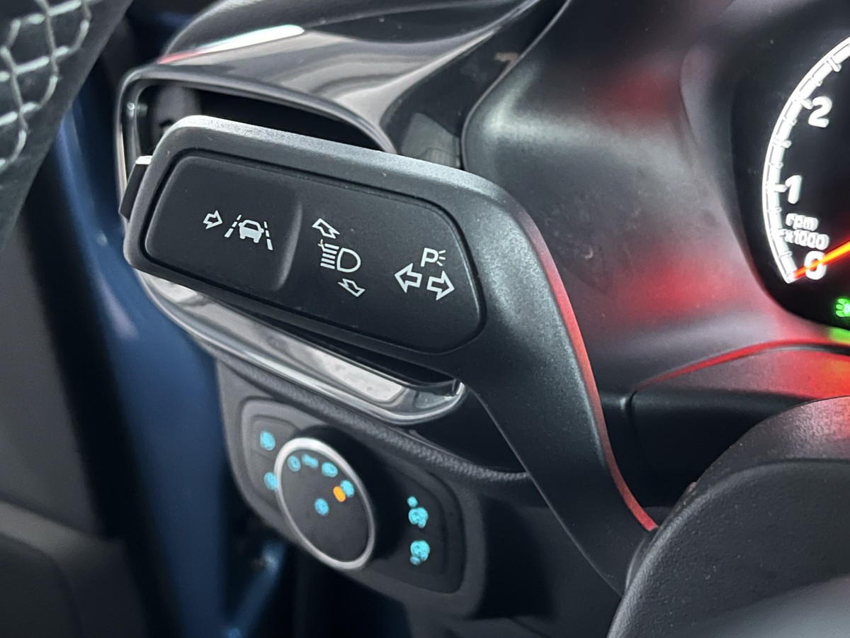 FORD FIESTA 1,5 200 LAUNCH CONTROL GPS CAMERA FULL LED REGULATEUR LIMITEUR  CARPLAY PACK HIVER HIFI B&O KEYLESS EXCELLENT ETAT