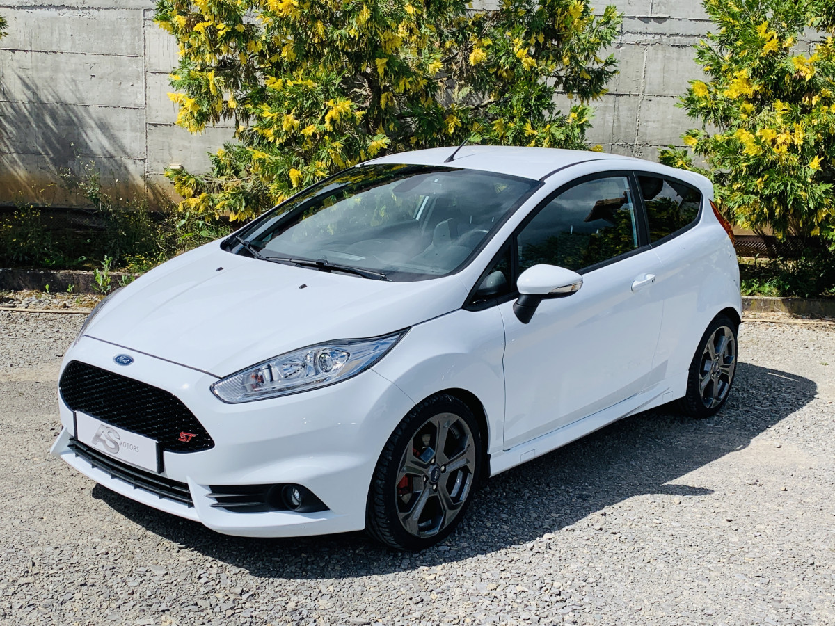 FORD FIESTA ST 1,6 TURBO 182 PACK PERF GPS