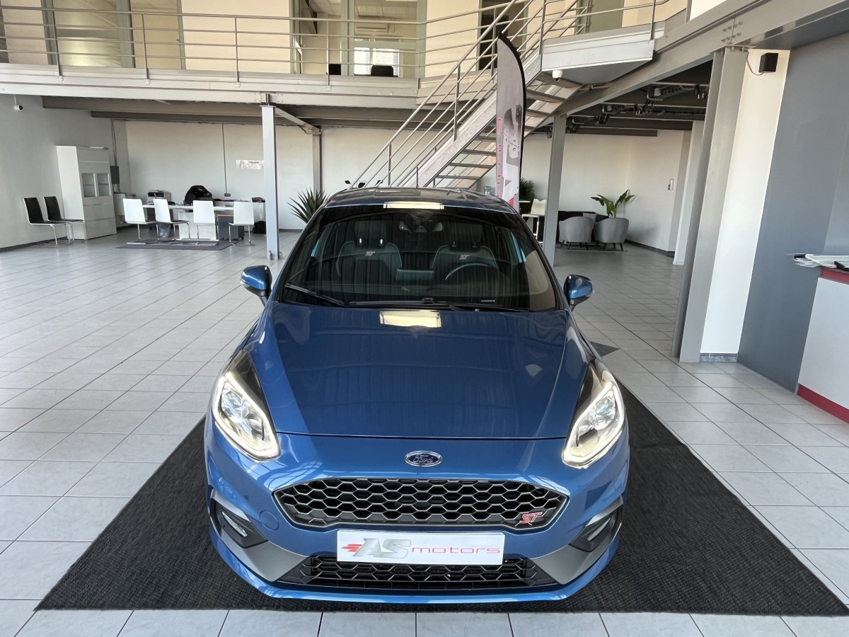 FORD FIESTA ST 1,5 200 GPS CAMERA REGULATEUR LIMITEUR  APPLE CARPLAY BLUETOOTH HIFI B&O KEYLESS  JANTES ALU 18 EXCELLENT ETAT