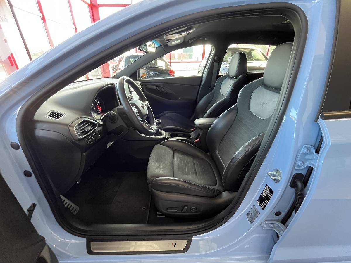 HYUNDAI I 30 N 2,0 T-GDI  275 PRFORMANCE GPS CAMERA APPLE CARPLAY KEYLESS PARK PILOT PACK HIVER  DIFFERENTIEL A GLISSERMENT REGULATEUR LIMITEUR FEUX LED EXCELLENT ETAT