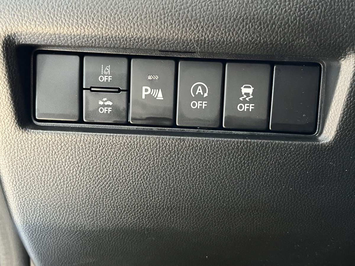 SUZUKI SWIFT SPORT 1,4 129 HYBRID GPS CAMERA FULL LED REGULATEUR LIMITEUR KEYLESS FULL LED APPLE CARPLAY PARK PILOT EXCELLENT ETAT