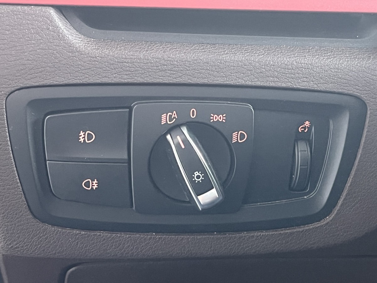 BMW X1 25 D 2,0  231 M SPORT XDRIVE BVA8 TOIT PANORAMIQUE OUVRANT GPS CAMERA KEYLESS REGULATEUR LIMITEUR PHARES LED PARK PILOT PACK. HIVER