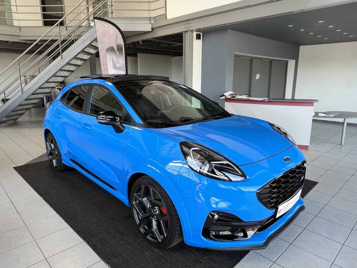 FORD PUMA ST 1,5 200  PHASE 2  GPS CAMERA  ATTELAGE TOIT PANORAMIQUE FEUX FULL LED HIFI B&O APPLE CAR PLAY PACK HIVER PARK PILOT  KEYLESS BLEU NITROUS  ETAT NEUF