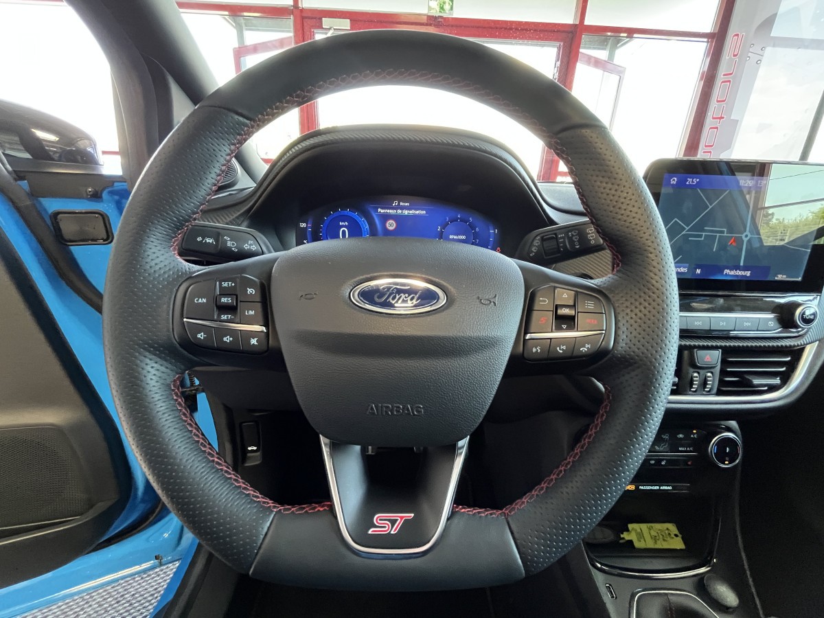 FORD PUMA ST 1,5 200  PHASE 2  GPS CAMERA  ATTELAGE TOIT PANORAMIQUE FEUX FULL LED HIFI B&O APPLE CAR PLAY PACK HIVER PARK PILOT  KEYLESS BLEU NITROUS  ETAT NEUF