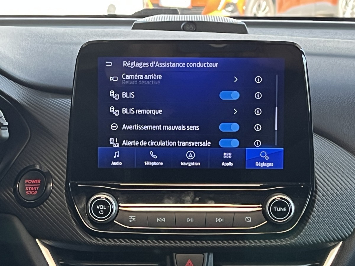 FORD PUMA ST 1,5 200  PHASE 2  GPS CAMERA  ATTELAGE TOIT PANORAMIQUE FEUX FULL LED HIFI B&O APPLE CAR PLAY PACK HIVER PARK PILOT  KEYLESS BLEU NITROUS  ETAT NEUF