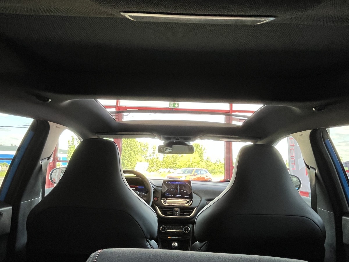 FORD PUMA ST 1,5 200  PHASE 2  GPS CAMERA  ATTELAGE TOIT PANORAMIQUE FEUX FULL LED HIFI B&O APPLE CAR PLAY PACK HIVER PARK PILOT  KEYLESS BLEU NITROUS  ETAT NEUF
