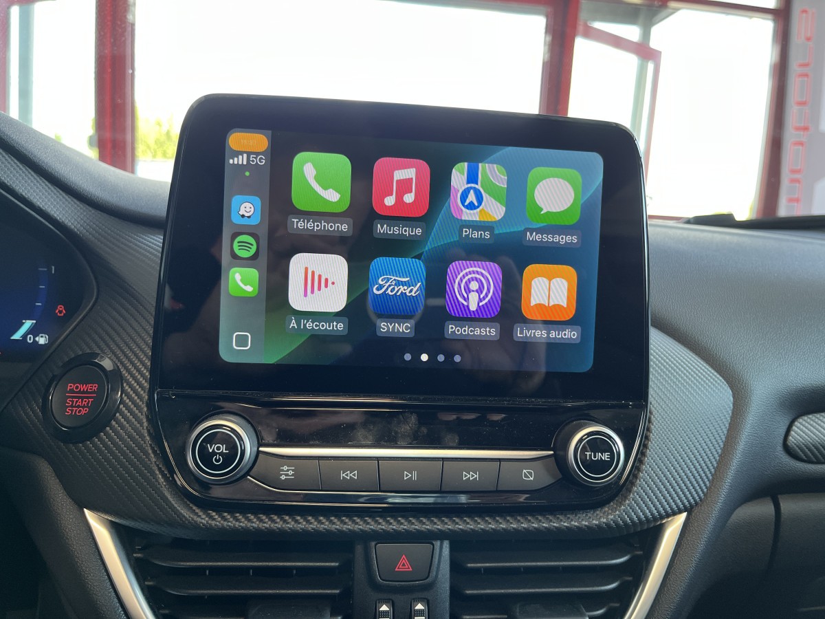 FORD PUMA ST 1,5 200  PHASE 2  GPS CAMERA  ATTELAGE TOIT PANORAMIQUE FEUX FULL LED HIFI B&O APPLE CAR PLAY PACK HIVER PARK PILOT  KEYLESS BLEU NITROUS  ETAT NEUF