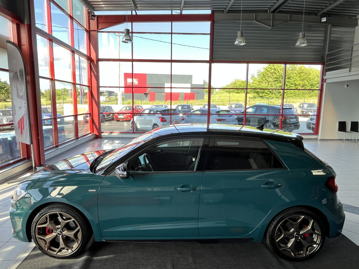AUDI A1 SPORTBACK  40 TFSI 2,0  200 EDITION ONE FULL S-LINE S-TRONIC 6  APPLE CARPLAY GPS ANDROID  HIFI BANG  FULL LED  KEYLESS REGULATEUR  LIMITEUR  DRIVE SELECT DIGITAL COCKPIT PARKPILOT JANTES ALU 18  ETAT NEUF