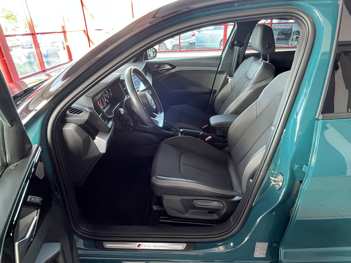 AUDI A1 SPORTBACK  40 TFSI 2,0  200 EDITION ONE FULL S-LINE S-TRONIC 6  APPLE CARPLAY GPS ANDROID  HIFI BANG  FULL LED  KEYLESS REGULATEUR  LIMITEUR  DRIVE SELECT DIGITAL COCKPIT PARKPILOT JANTES ALU 18  ETAT NEUF