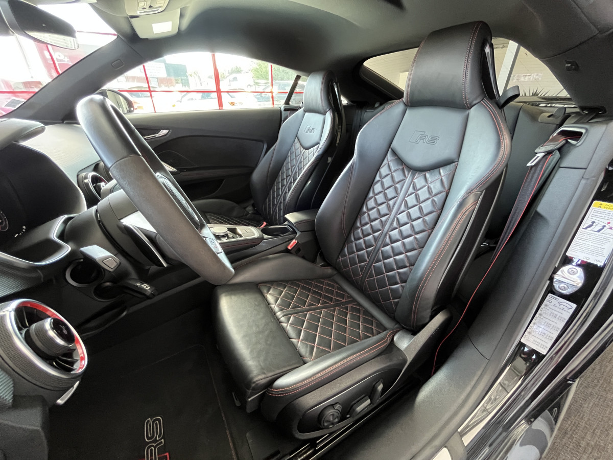 AUDI TTRS 2,5 TFSI 400 QUATTRO S-TRONIC 7 GPS CAMERA AUDI MAGNETIC RIDE APPLE CARPLAY DRIVE SELECT REGULATEUR LIMITEUR  ECHAPPEMENT RS HIFI B&O SIEGES RS FEUX FULL LED EXCELLENT ETAT