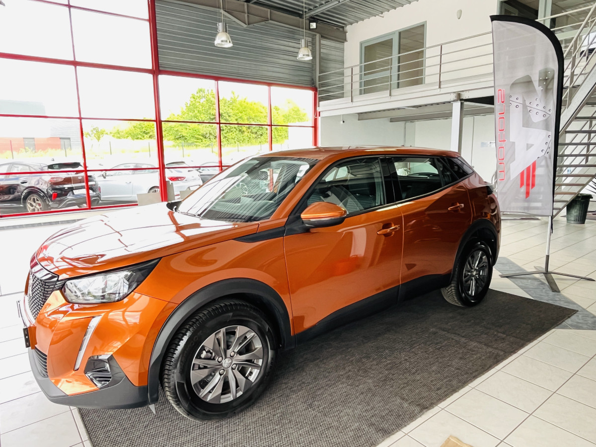 PEUGEOT 2008 1,2 130 ACTIVE BUSINESS GPS APPLE CARPLAY REGULATEUR LIMITEUR FEUX LED EXCELLENT ETAT
