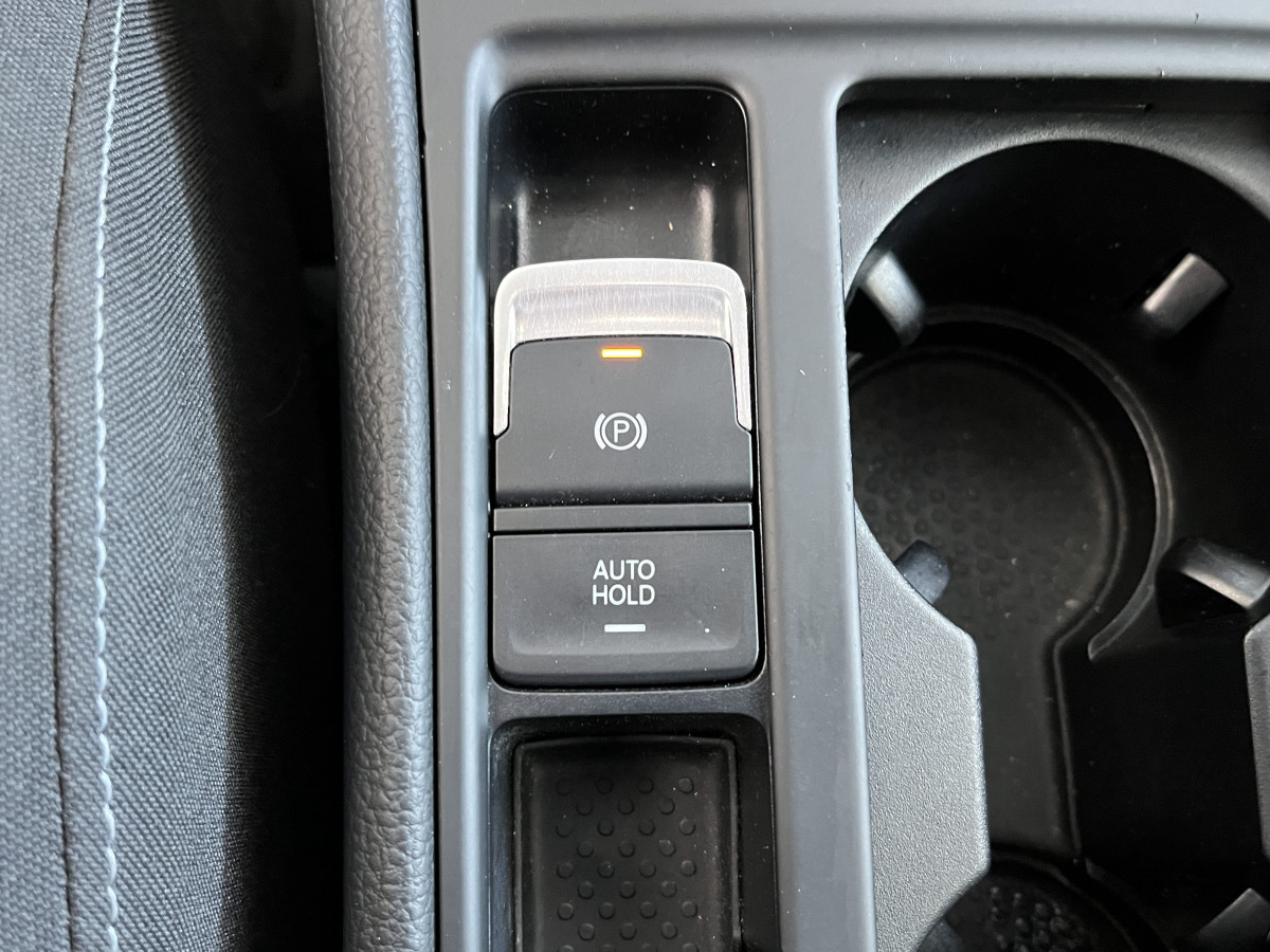 VOLKSWAGEN GOLF 7 2,0 TDI 184 TOIT OUVRANT GPS KEYLESS BI-XENON REGULATEUR LIMITEUR PARK PILOT TRES BON ETAT